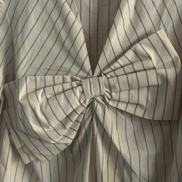 CURRENT AIR Florence bow detail top in natural Size M NWT - Picture 5 of 9